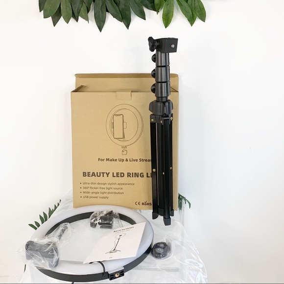 LED 10” light forPictures, Makeup, Live Streaming - Picture 3 of 13